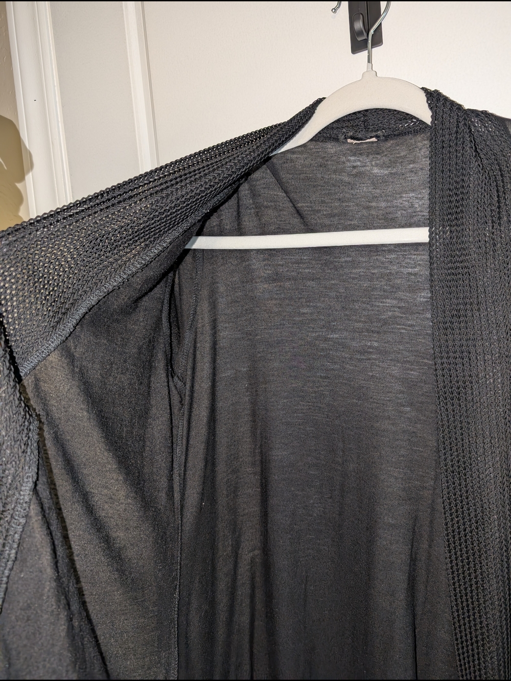 Source Unknown Black Open-Front Women’s Cardigan with Textured Trim - Picture 4 of 4